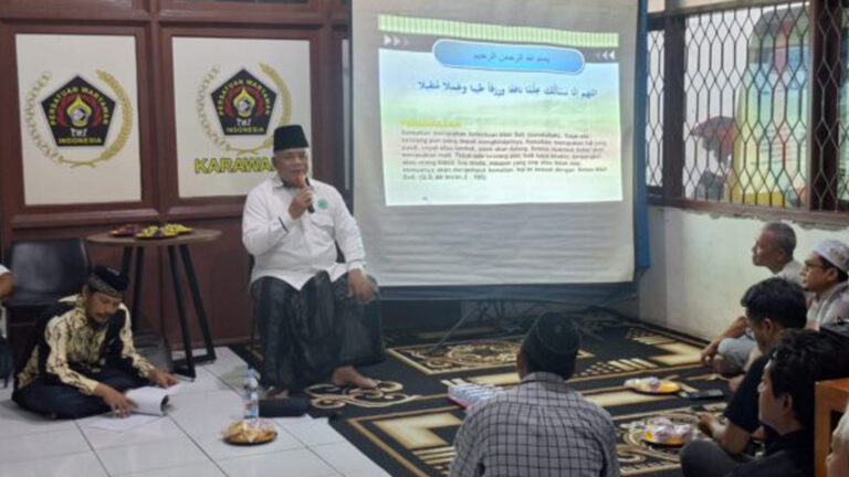 PWI Karawang Peduli Bersama MUI Karawang Gelar Pelatihan Pemulasaran Jenazah 2 pelatihan mui